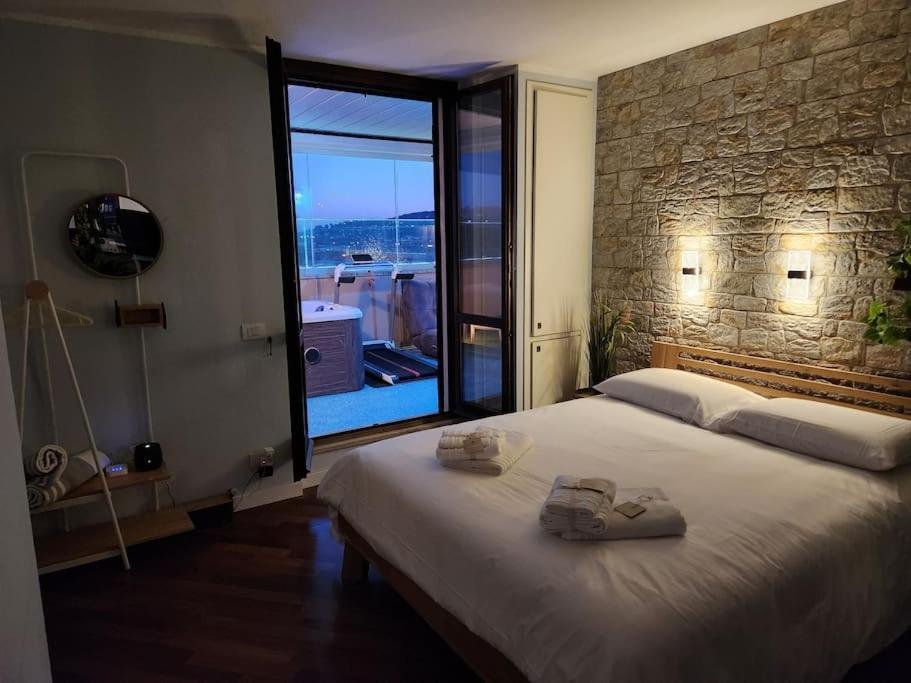 Appartement Attico 26 à Pérouse Extérieur photo